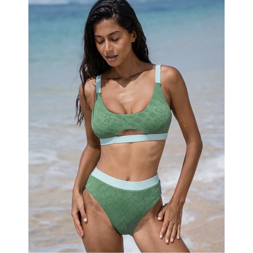 Berlook 2 Piece Swimsuit Bikini S Small Blue Green Cut Out High Rise Bottoms NEW